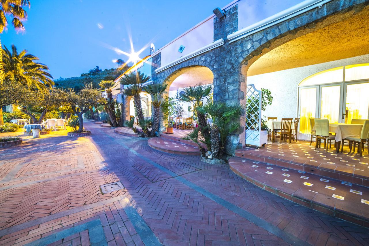 Hotel Carlo Magno Forio di Ischia Exterior foto